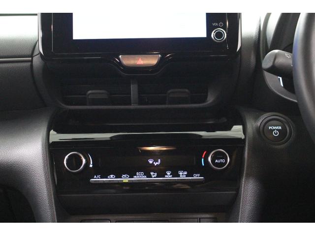 ヤリスクロス ハイブリッドZ 8インチディスプレイオーディオ パノラミックビューモニター ETC2.0 運転席助手席シートヒーター HDMIソケット ステアリングヒーター レーダークルーズコントロール 純正アルミホイール(38枚目)