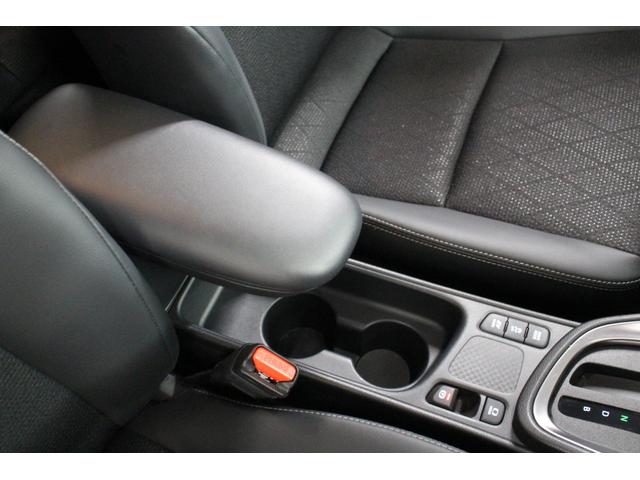 ヤリスクロス ハイブリッドZ 8インチディスプレイオーディオ パノラミックビューモニター ETC2.0 運転席助手席シートヒーター HDMIソケット ステアリングヒーター レーダークルーズコントロール 純正アルミホイール(55枚目)