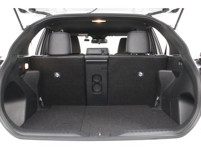 ヤリスクロス ハイブリッドZ 8インチディスプレイオーディオ パノラミックビューモニター ETC2.0 運転席助手席シートヒーター HDMIソケット ステアリングヒーター レーダークルーズコントロール 純正アルミホイール(62枚目)