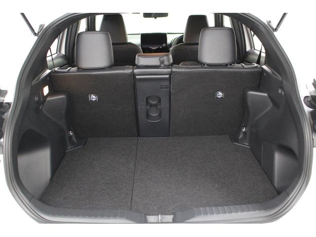 ヤリスクロス ハイブリッドZ 8インチディスプレイオーディオ パノラミックビューモニター ETC2.0 運転席助手席シートヒーター HDMIソケット ステアリングヒーター レーダークルーズコントロール 純正アルミホイール(63枚目)