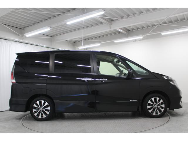 セレナ ハイウェイスター　ＶセレクションＩＩ　社外メモリーナビ　フリップダウンモニター　プロパイロット　アラウンドビューモニター　ＥＴＣ　前後ドライブレコーダー　アダプティブクルーズ　衝突軽減ブレーキ　車線逸脱警報（8枚目）