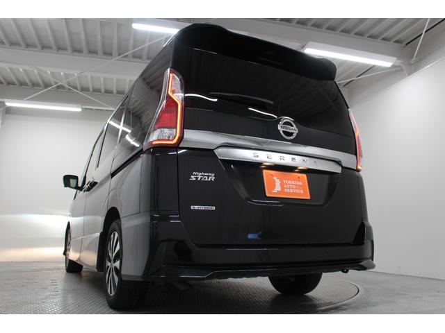 セレナ ハイウェイスター　ＶセレクションＩＩ　社外メモリーナビ　フリップダウンモニター　プロパイロット　アラウンドビューモニター　ＥＴＣ　前後ドライブレコーダー　アダプティブクルーズ　衝突軽減ブレーキ　車線逸脱警報（17枚目）