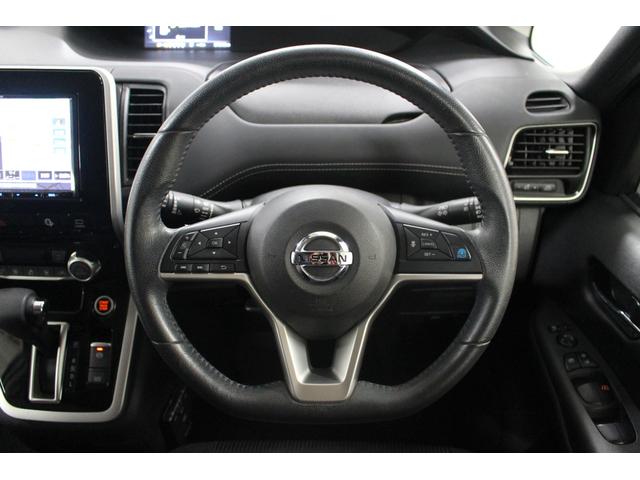 セレナ ハイウェイスター　ＶセレクションＩＩ　社外メモリーナビ　フリップダウンモニター　プロパイロット　アラウンドビューモニター　ＥＴＣ　前後ドライブレコーダー　アダプティブクルーズ　衝突軽減ブレーキ　車線逸脱警報（27枚目）