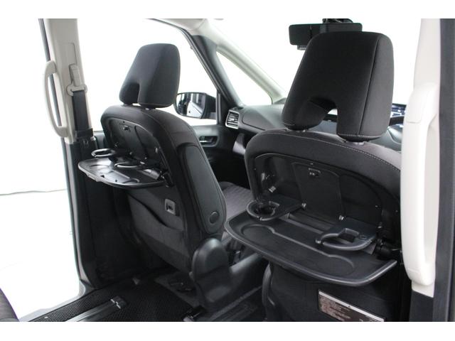 セレナ ハイウェイスター　ＶセレクションＩＩ　社外メモリーナビ　フリップダウンモニター　プロパイロット　アラウンドビューモニター　ＥＴＣ　前後ドライブレコーダー　アダプティブクルーズ　衝突軽減ブレーキ　車線逸脱警報（48枚目）