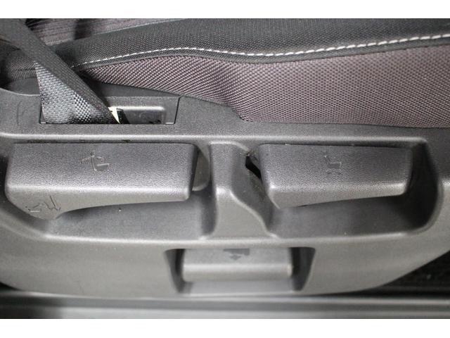 セレナ ハイウェイスター　ＶセレクションＩＩ　社外メモリーナビ　フリップダウンモニター　プロパイロット　アラウンドビューモニター　ＥＴＣ　前後ドライブレコーダー　アダプティブクルーズ　衝突軽減ブレーキ　車線逸脱警報（51枚目）