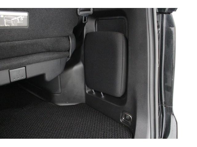 セレナ ハイウェイスター　ＶセレクションＩＩ　社外メモリーナビ　フリップダウンモニター　プロパイロット　アラウンドビューモニター　ＥＴＣ　前後ドライブレコーダー　アダプティブクルーズ　衝突軽減ブレーキ　車線逸脱警報（62枚目）