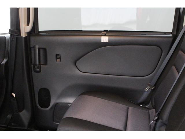 セレナ ハイウェイスター　ＶセレクションＩＩ　社外メモリーナビ　フリップダウンモニター　プロパイロット　アラウンドビューモニター　ＥＴＣ　前後ドライブレコーダー　アダプティブクルーズ　衝突軽減ブレーキ　車線逸脱警報（71枚目）