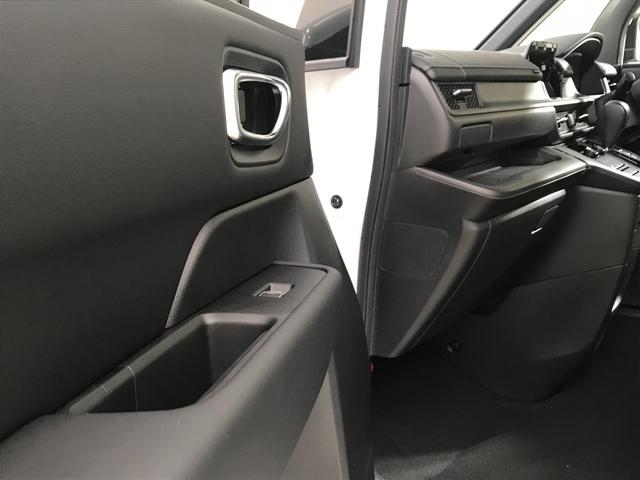 ステップワゴン スパーダ　登録済未使用車　シートヒーター　両側電動スライドドア　ＬＥＤライト　純正アルミホイール　衝突軽減ブレーキ　アダプティブクルーズコントロール　ブラインドスポットインフォメーション（53枚目）