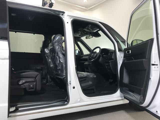 ステップワゴン スパーダ　登録済未使用車　シートヒーター　両側電動スライドドア　ＬＥＤライト　純正アルミホイール　衝突軽減ブレーキ　アダプティブクルーズコントロール　ブラインドスポットインフォメーション（80枚目）