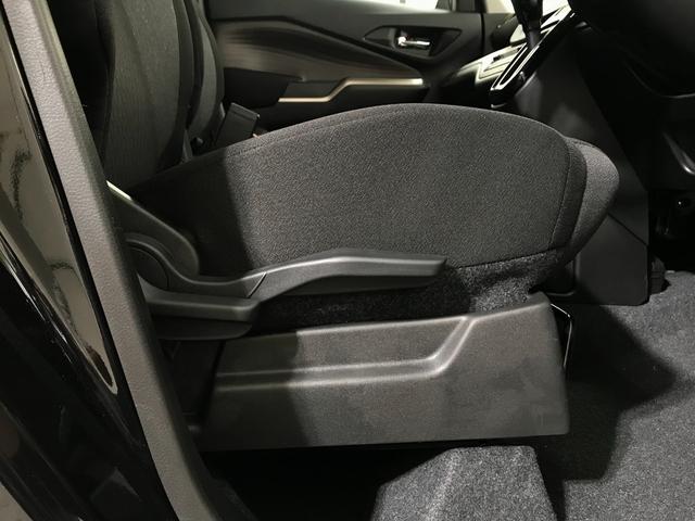 ソリオバンディット ハイブリッドＭＶ　登録済未使用車　全方位モニター付きメモリーナビゲーション　アダプティブクルーズコントロール　運転席助手席シートヒーター　天井サーキュレーター　ヘッドアップディスプレイ　両側電動スライドドア（33枚目）