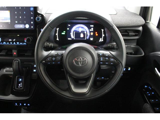 シエンタ ハイブリッドＺ　ディスプレイオーディオプラス　パノラミックビューモニター　天井サーキュレーター　運転席助手席シートヒーター　ＥＴＣ２．０　衝突軽減ブレーキ　レーダークルーズコントロール　車線逸脱防止機能（29枚目）