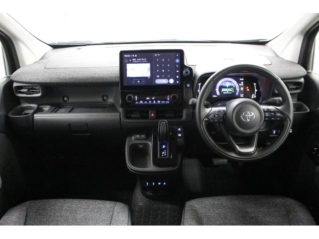 シエンタ ハイブリッドＺ　ディスプレイオーディオプラス　パノラミックビューモニター　天井サーキュレーター　運転席助手席シートヒーター　ＥＴＣ２．０　衝突軽減ブレーキ　レーダークルーズコントロール　車線逸脱防止機能（30枚目）