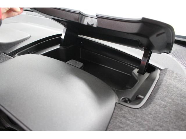 シエンタ ハイブリッドＺ　ディスプレイオーディオプラス　パノラミックビューモニター　天井サーキュレーター　運転席助手席シートヒーター　ＥＴＣ２．０　衝突軽減ブレーキ　レーダークルーズコントロール　車線逸脱防止機能（45枚目）