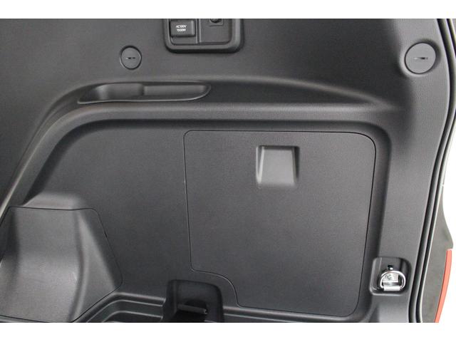 シエンタ ハイブリッドＺ　ディスプレイオーディオプラス　パノラミックビューモニター　天井サーキュレーター　運転席助手席シートヒーター　ＥＴＣ２．０　衝突軽減ブレーキ　レーダークルーズコントロール　車線逸脱防止機能（63枚目）