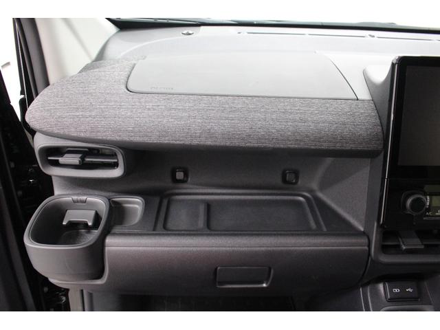 シエンタ ハイブリッドＺ　ディスプレイオーディオプラス　パノラミックビューモニター　天井サーキュレーター　運転席助手席シートヒーター　ＥＴＣ２．０　衝突軽減ブレーキ　レーダークルーズコントロール　車線逸脱防止機能（77枚目）