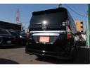 【車の森なかもず店】は、南大阪最大級の在庫数! 国内オールメーカーの普通車を常時100台取り揃えております!