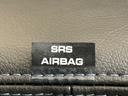 車両側方からの衝撃を緩和するSRSサイドエアバッグ(運転席/助手席)に加えて,SRSカーテンシールドエアバックも標準装備