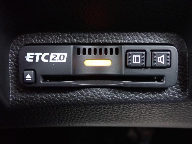 ヴェゼル ｅ：ＨＥＶＺ　１オーナー　禁煙　９インチ純正コネクトナビ　前後３カメラドラレコ　パワーテールゲート　フルセグ　ＴＶキット　Ｒカメラ　ＥＴＣ　障害物センサ　シートヒータ　オートリトラ・リバース連動ミラー　ＵＳＢ　ＢＴ（10枚目）