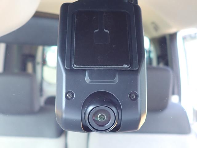 Ｎ－ＢＯＸ ベースグレード　元試乗車　純正ディスプレイオーディオ　左側パワースライドドア　電子パーキング　前ドラレコ　Ｒカメラ　ＥＴＣ　ＬＥＤ　ホンダセンシング　禁煙　前後誤発進抑制機能　アームレスト　ホンダコネクト（9枚目）