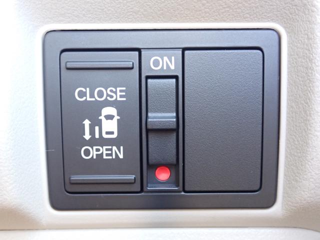 Ｎ－ＢＯＸ ベースグレード　元試乗車　純正ディスプレイオーディオ　左側パワースライドドア　電子パーキング　前ドラレコ　Ｒカメラ　ＥＴＣ　ＬＥＤ　ホンダセンシング　禁煙　前後誤発進抑制機能　アームレスト　ホンダコネクト（12枚目）