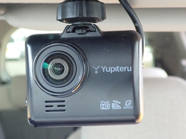 フリード エアー　純正ナビ　フルセグ　Ｒカメラ　ＥＴＣ（9枚目）