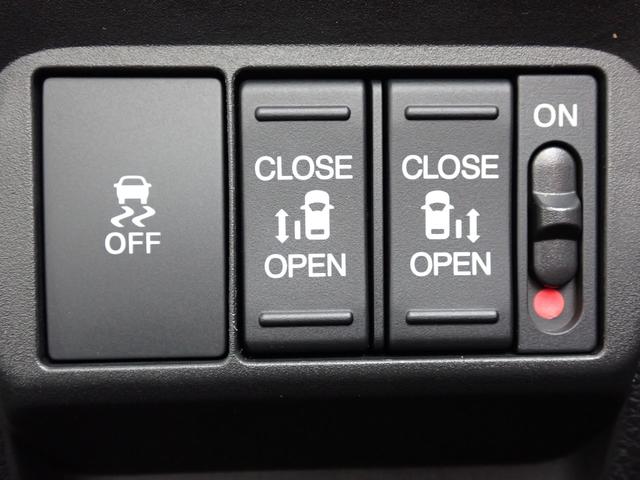 フリード エアー　純正ナビ　フルセグ　Ｒカメラ　ＥＴＣ（12枚目）