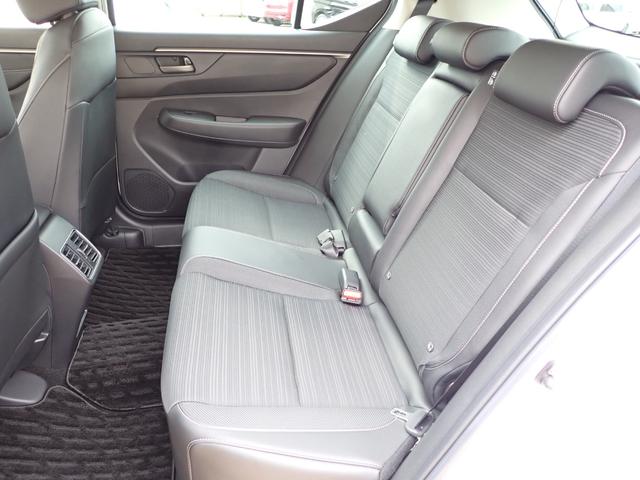 ＷＲ－Ｖ Ｚ＋　ワンオーナー車　純正ナビ　フルセグ　Ｒカメラ　ＥＴＣ　前後ドラレコ　前後誤発進抑制機能　衝突軽減ブレーキ　ＢＴ　障害物センサー　アームレスト　ＥＴＣ２．０　フォグライト　ＵＳＢ　ホンダコネクト（24枚目）