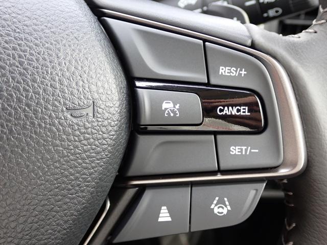 ＷＲ－Ｖ Ｚ＋　ワンオーナー車　純正ナビ　フルセグ　Ｒカメラ　ＥＴＣ　前後ドラレコ　前後誤発進抑制機能　衝突軽減ブレーキ　ＢＴ　障害物センサー　アームレスト　ＥＴＣ２．０　フォグライト　ＵＳＢ　ホンダコネクト（31枚目）