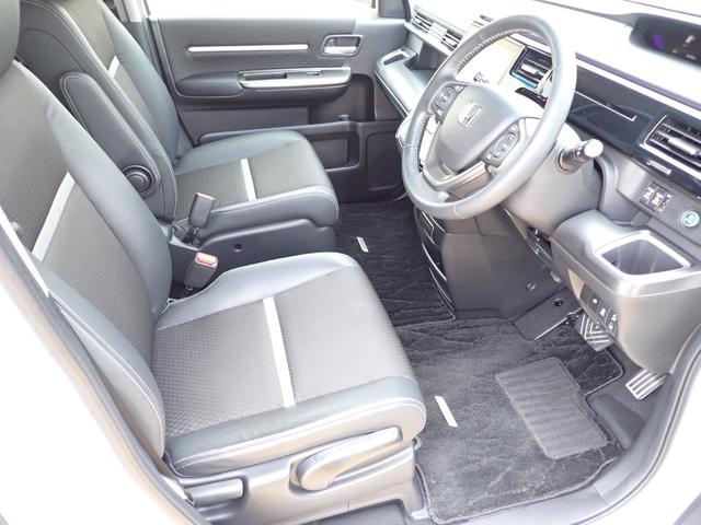 ステップワゴンスパーダ スパーダ・クールスピリットホンダセンシング　１オーナー　禁煙　７人乗り　１０インチ純正ナビ　用品Ｆロアガーニッシュ　前後ドラレコ　用品ＵＳＢチャージャー２口　ＴＶキット　Ｒカメラ　ＥＴＣ　両側電動スライドドア　シートヒーター　トリプルエアコン（23枚目）