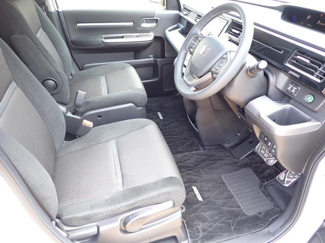 ステップワゴンスパーダ スパーダホンダセンシング 禁煙車 純正7インチナビ フルセグ DVD再生 BT USB 衝突軽減ブレーキ 誤発進抑制 Rカメラ ETC 純正アルミ 両側PSD サンシェード 前後ドラレコ TVキャンセラー ターボ パドルシフト(23枚目)