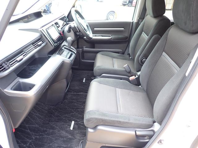 ステップワゴンスパーダ スパーダホンダセンシング 禁煙車 純正7インチナビ フルセグ DVD再生 BT USB 衝突軽減ブレーキ 誤発進抑制 Rカメラ ETC 純正アルミ 両側PSD サンシェード 前後ドラレコ TVキャンセラー ターボ パドルシフト(24枚目)