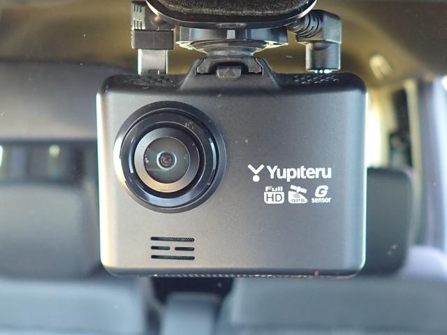 Ｎ－ＢＯＸカスタム コーディネートスタイル　ワンオーナー車　禁煙車　純正メモリーナビ　フルセグ　Ｂｌｕｅｔｏｏｔｈ　ＵＢＳ　バックカメラ　ＥＴＣ　前後ドラレコ　両側パワースライドドア　シートヒーター　オートリトラミラー　衝突軽減ブレーキ（8枚目）