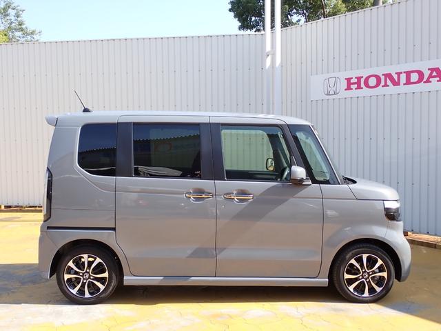 Ｎ－ＢＯＸカスタム コーディネートスタイル　ワンオーナー車　禁煙車　純正メモリーナビ　フルセグ　Ｂｌｕｅｔｏｏｔｈ　ＵＢＳ　バックカメラ　ＥＴＣ　前後ドラレコ　両側パワースライドドア　シートヒーター　オートリトラミラー　衝突軽減ブレーキ（19枚目）