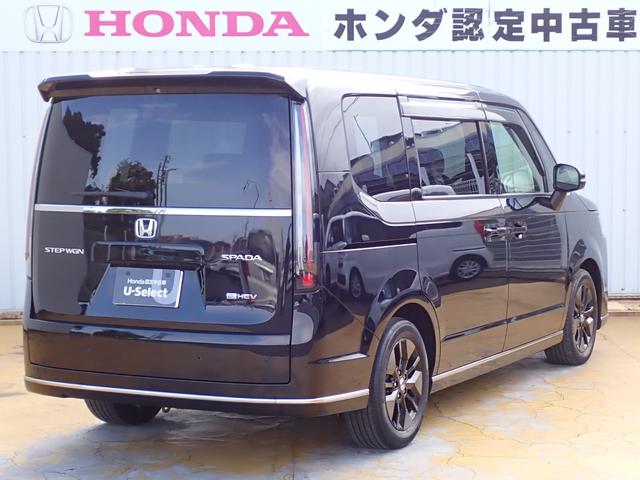 ステップワゴン ｅ：ＨＥＶスパーダ　純正ナビ　フルセグ　Ｒカメラ　ＥＴＣ　両側電動スライドドア　ドライブレコーダー前　電子パーキング　オットマン　シートバックテーブル　障害物センサー　サンシェード　ＴＶジャック　ホンダコネクト（15枚目）