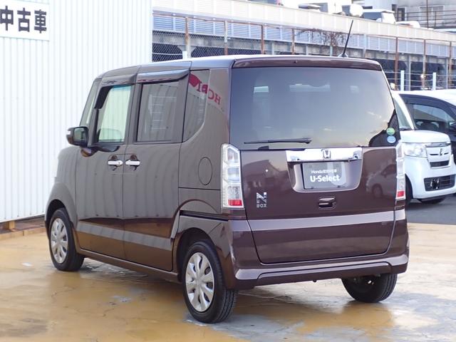 Ｎ－ＢＯＸ Ｇ・Ｌパッケージ　純正メモリーナビ　ＤＶＤ再生　Ｒカメラ　ＥＴＣ　左パワースライド　ドアハンドルＰＴ　ドアバイザー　ＵＳＢ接続ジャック　アームレスト　リア席サンシェード　ホンダあんしんパッケージ（17枚目）