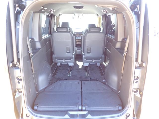 ステップワゴン ｅ：ＨＥＶスパーダ　純正ナビ　フルセグ　Ｒカメラ　ＥＴＣ　ワンオーナー　禁煙車　シートヒーター　障害物センサー　電格ミラー　ＬＥＤライト　フォグライト　衝突軽減ブレーキ　ＤＶＤ再生　ＣＤ録音　ＵＳＢ　電子パーキング（28枚目）