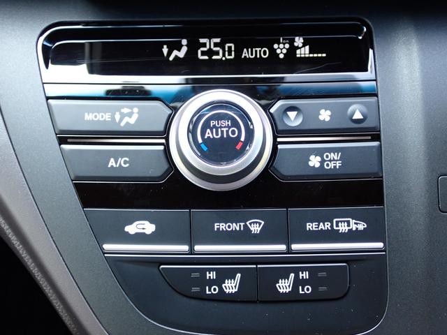 フリード Ｇ　当社元レンタカー　禁煙　６人乗　９インチ純正ナビ　両側電動スライド　前ドラレコ　ＥＴＣ　Ｒカメラ　　誤発進抑制機能　衝突軽減ブレーキ　シートヒーター　オートリトラミラー　ＵＳＢ　ＢＴ　ＤＶＤ　ＣＤ録音（10枚目）