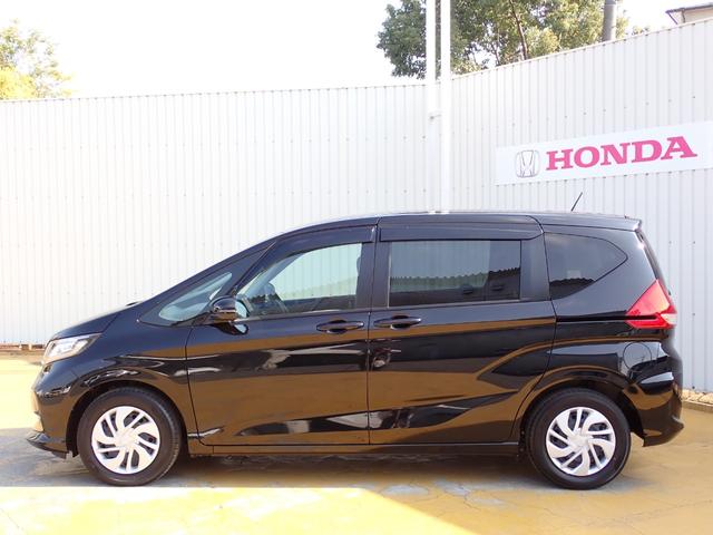 フリード Ｇ　当社元レンタカー　禁煙　６人乗　９インチ純正ナビ　両側電動スライド　前ドラレコ　ＥＴＣ　Ｒカメラ　　誤発進抑制機能　衝突軽減ブレーキ　シートヒーター　オートリトラミラー　ＵＳＢ　ＢＴ　ＤＶＤ　ＣＤ録音（21枚目）