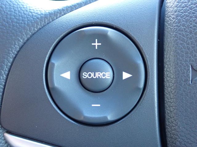 フィット １３Ｇ・Ｆコンフォートエディション　１オーナー　禁煙　７インチ純正ナビ　Ｒカメラ　ＥＴＣ　シートヒーター　オートリトラミラー　衝突軽減ブレーキ　プライバシーガラス　フルセグ　ＤＶＤ再生　ＢＴ　アームレスト　スマートキー　サイドエアバッグ（29枚目）