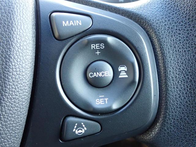 フリード Ｇ・ホンダセンシング　６人乗り　禁煙　７インチ純正ナビ　用品フロントグリル　前後ドラレコ　ＴＶキット　両側電動スライドドア　Ｒカメラ　ＥＴＣ　フルセグ　ＤＶＤ　ＢＴ　衝突軽減ブレーキ　誤発進抑制　ハロゲンヘッドライト（33枚目）