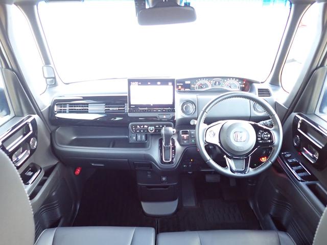 Ｎ－ＢＯＸカスタム Ｌターボ　１オーナー　禁煙　９インチ純正プレミアムナビ　両側電動スライドドア　電子パーキング　純正前後ドラレコ３カメラ　ＴＶキット　ＥＴＣ２．０　Ｒカメラ　シートヒータ　ＢＴ　ＵＳＢ　フルセグ　サイドエアバッグ（8枚目）