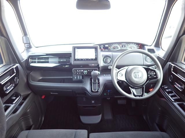 Ｎ－ＢＯＸカスタム Ｌ　１オーナー　禁煙　純正ナビ　左側電動スライドドア　前ドラレコ駐車録画　ＥＴＣ　ＴＶキット　シートヒーター　フルセグ　ＵＳＢ　ＢＴ　ＣＤ録音　ＤＶＤ　　Ｒカメラ　シートバックテーブル　サイドエアバック（8枚目）