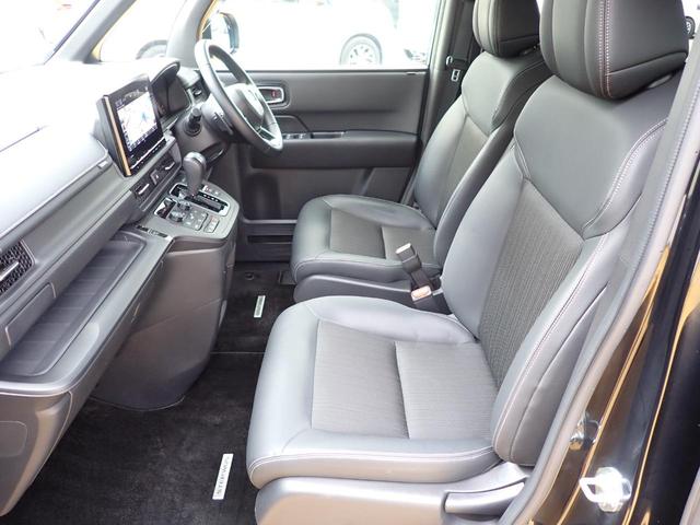 ステップワゴン スパーダ　純正９インチナビ　フルセグ　Ｒカメラ　ナビ連動ＥＴＣ　リア席１０インチモニター　左右パワースライドドア　ワンオーナー車　禁煙車　シートバックテーブル　リア席左右サンシェード　ドラレコ　ＴＶキット（23枚目）