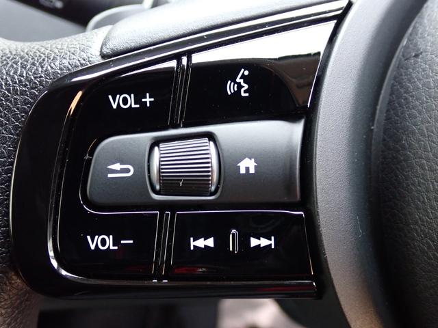 ヴェゼル ｅ：ＨＥＶＸ　ワンオーナー車　禁煙車　純正８インチメモリーナビ　ＥＴＣ　駐車録画付き前後ドラレコ　ラゲッジトレー　シートバックトレー　ＴＶキット　ＵＳＢ　バックカメラ　フルセグ　ＣＤ　ＤＶＤ再生　ＢＴ（32枚目）