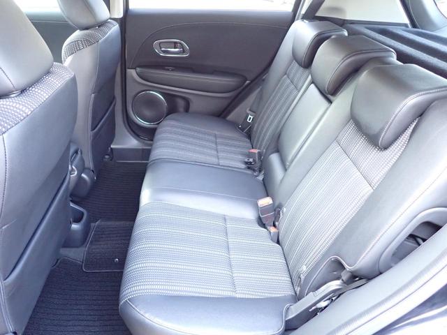 ���y�V�[�g�n�C�g�A�W���X�^�[�z�V�[�g���̃��o�[����ŃV�[�g�̍��ʂ��㉺�ɓ����܂��I�����̕��Ɋ�΂�鑕���ł��B