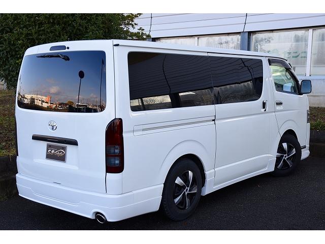 トヨタ ハイエースバン デビルボンネットパネル 車中泊仕様 新品エアロ ベットキット ローダウン スモークテール ヘッドライト加工 139 0万円 平成27年 15年 大阪府 中古車 価格 Com トヨタ ハイエースバン デビルボンネットパネル 車中泊仕様 新品エアロ ベットキット ローダウン スモークテール ヘッドライト加工 139 0万円 平成27年 15年 大阪府 中古車 価格 Com
