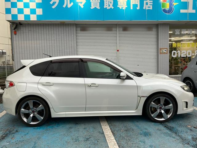 ＷＲＸ　ＳＴＩ　Ａライン　パドルシフト　ＳＴｉ専用１８インチＡＷ　フルセグナビ／ＴＶ　クルーズコントロール　走行モード切替　電動パワーシート　フォグランプ　スマートキー＆プッシュスタート　ＥＴＣ(21枚目)