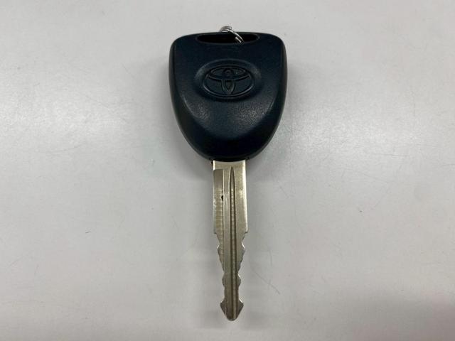 TOYOTA PIXIS VAN CRUISE TURBO SA III