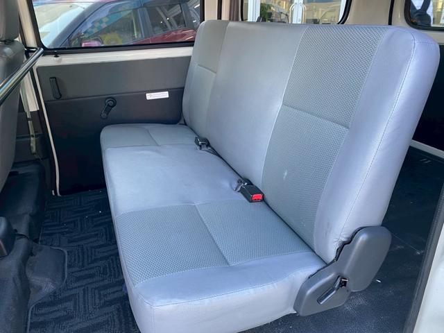 タウンエースバン ＧＬ　純正ＣＤオーディオ　キーレスエントリー　パワーウインドウ　ＬＥＤヘッドライト　フォグランプ　ＥＴＣ　エアコン（22枚目）