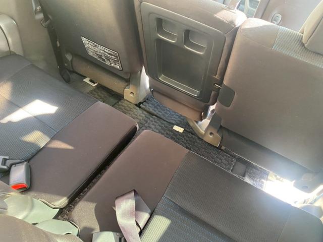 ヴォクシー ZS パワーステアリング 電動格納ミラー スマートキー プッシュスタート 3列シート CD DVD バックカメラ ETC 左側電動スライドドア TV 左右独立オートエアコン(32枚目)